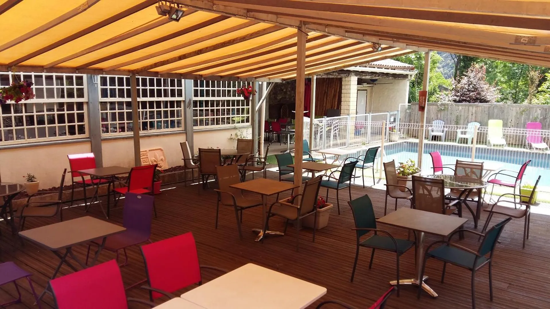 Hotel La Gravenne Thueyts 0*,  Frankreich