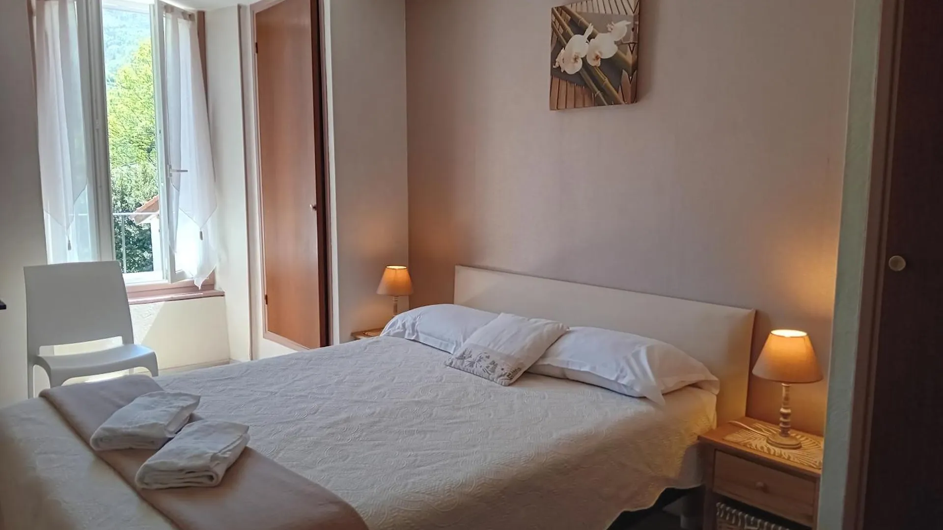 Hotel Hôtel La Gravenne Thueyts