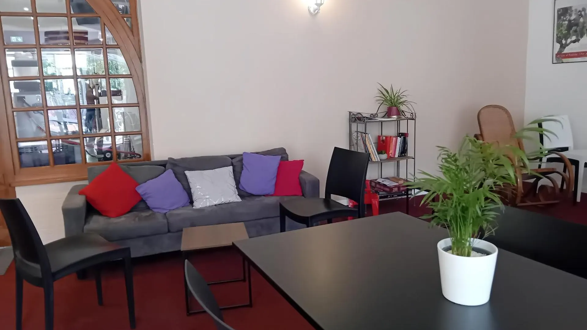 Hotel La Gravenne Thueyts 2*,