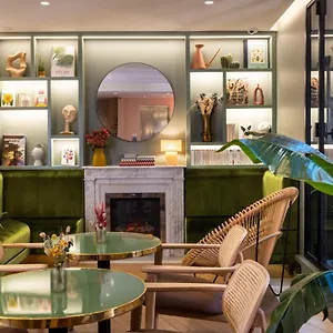 *** Hotel La Canopee Frankreich